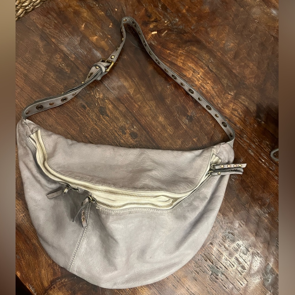 Free People Gray Leather Bolsa Nova Bella Sling Bag